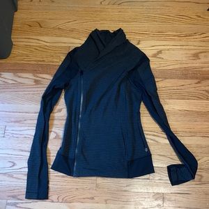 Lululemon black wrap jacket